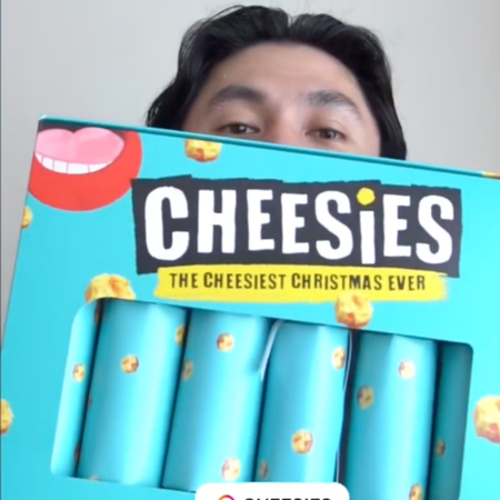 Cheesies Christmas Crackers Box of 6